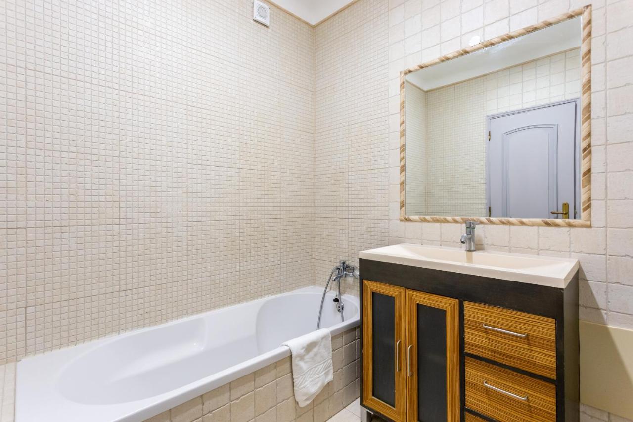 לאגוּ‏ש Best Guest Residence מראה חיצוני תמונה