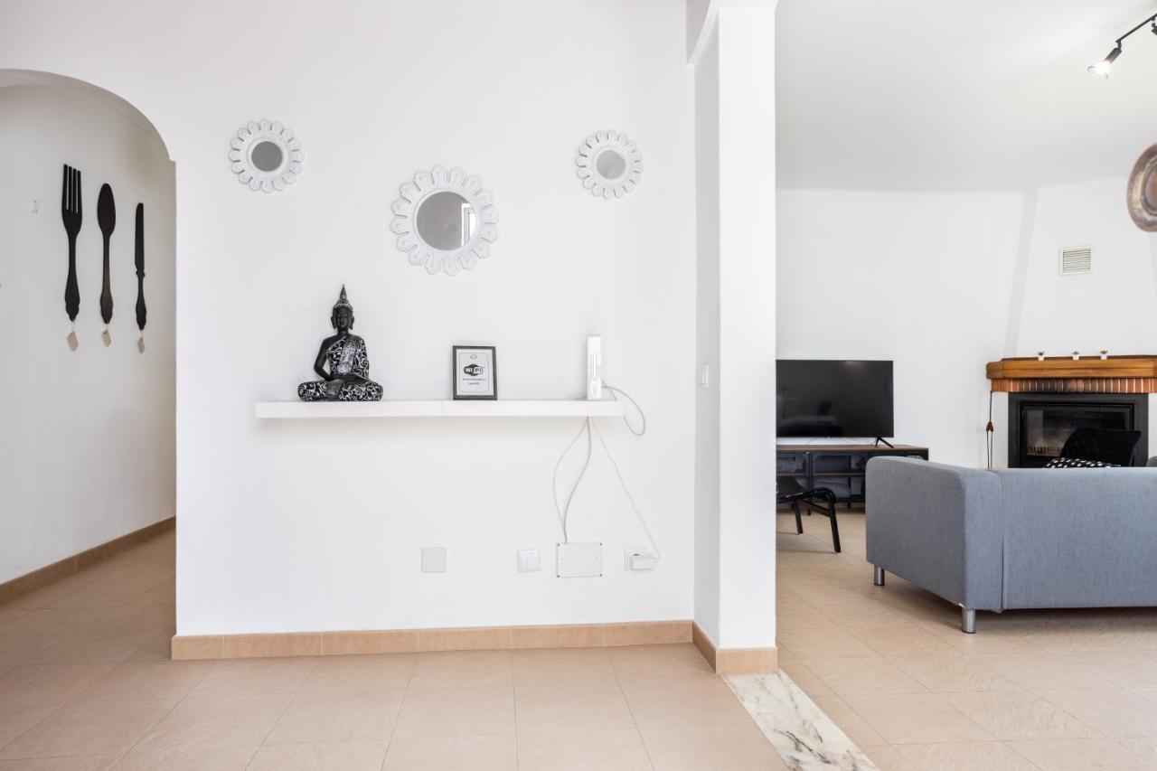 לאגוּ‏ש Best Guest Residence מראה חיצוני תמונה